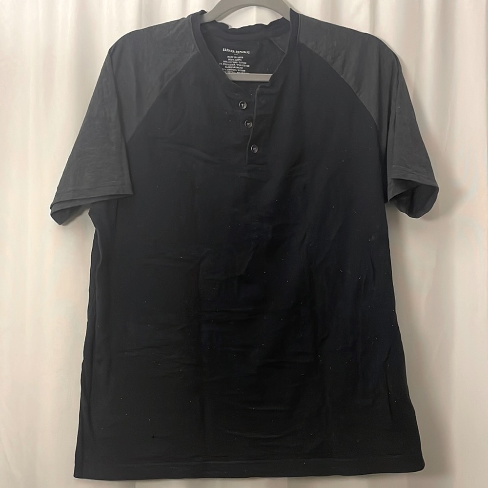 Banana Republic Mens Tee